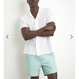 BRAND NEW MENS WHITE BUTTON DOWN SHIRT SIZE LARGE